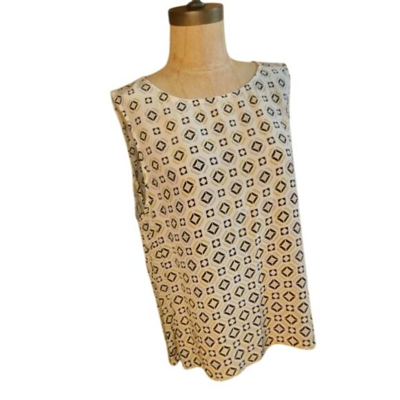 White House Black Market WHBM Size XL Silk Print Top - Picture 3 of 3